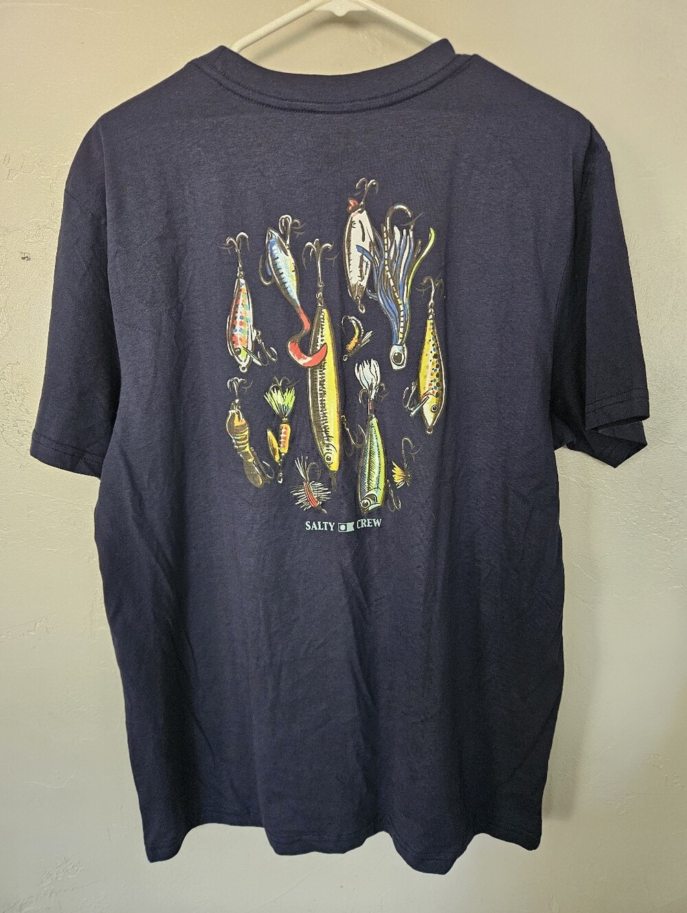 Salty Crew NWOT Men's Medium Navy Blue Fishing Lures Graphic Tee Short Sleeve